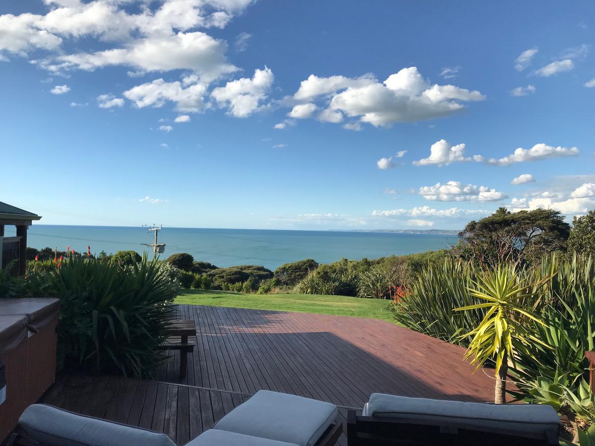 Waoku Lodge Raglan Exterior foto